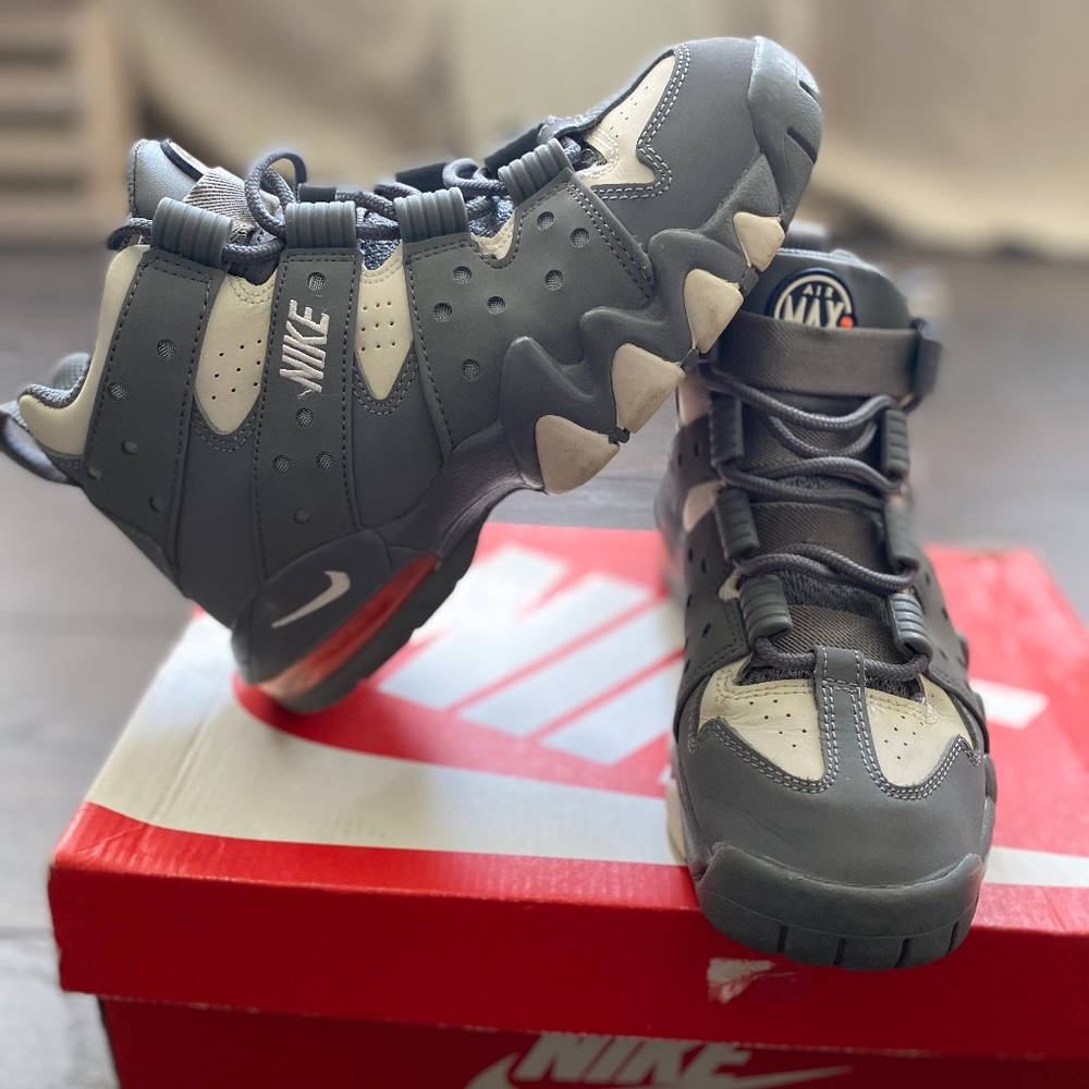 Barkleys - kids size 4/women’s size 6
